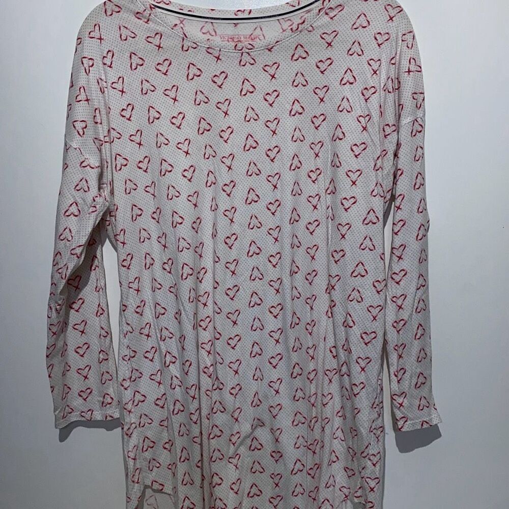Victoria's Secret Women's White Red Candy Cane Heart Pullover Shirt Size Medium